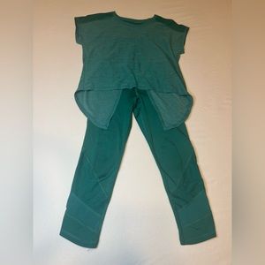Old Navy Active Girls Teal Set T-shirt & leggings Small 6-7